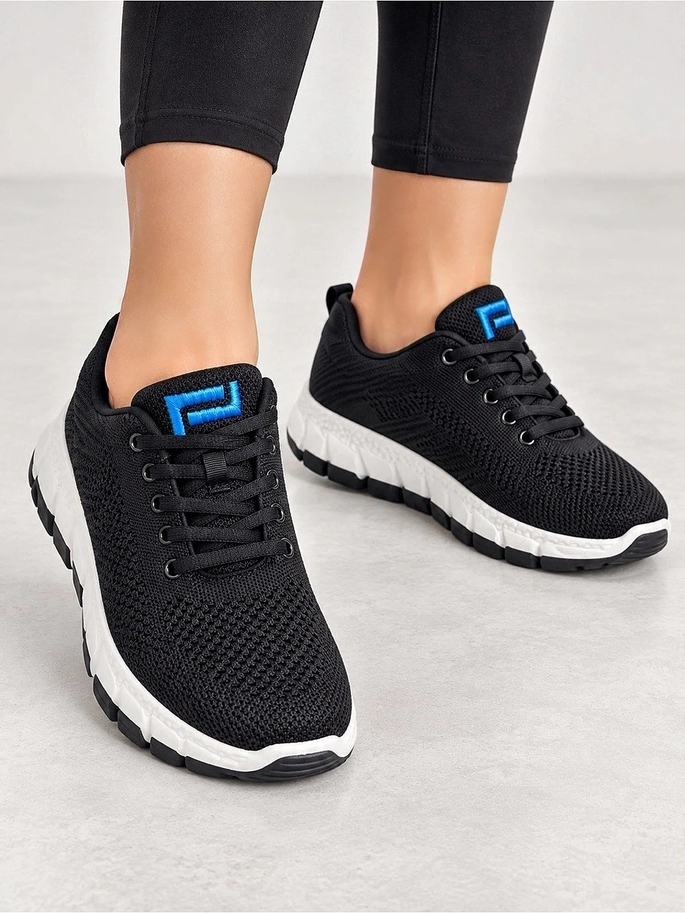 Ultralights Athletics Delight SP557 Women’s Sneakers Black/White Size 9 NIB